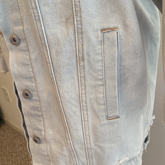Highway Jeans Brand Medium Light-wash Button Down Denim Jacket w/ Four Pockets - Picture 5 of 14